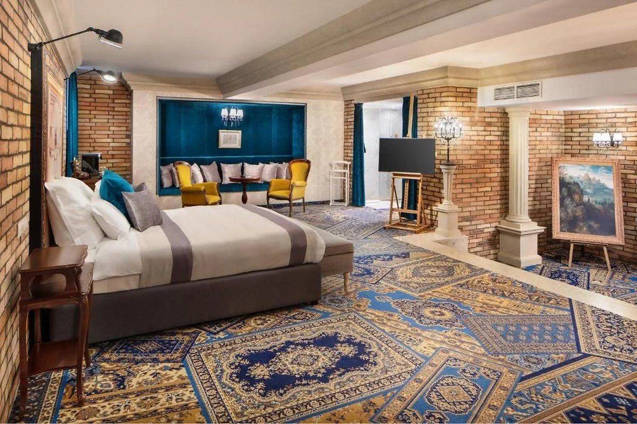 *****  Mystery Hotel Budapest Ungern