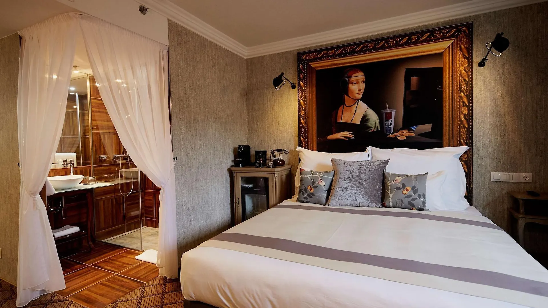 Mystery Hotel Budapest, Preferred Hotels & Resorts 5*, Budapest Hungary