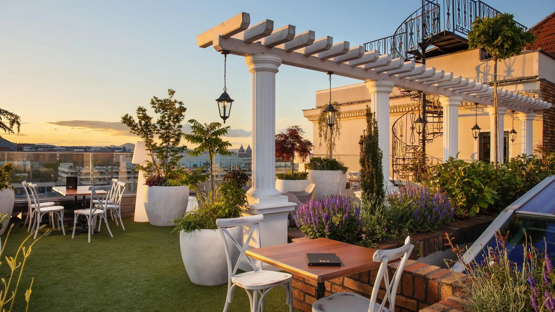 Mystery Hotel Budapest, Preferred Hotels & Resorts